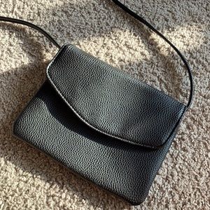 Small shoulder bag